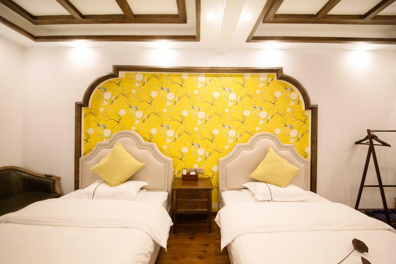 Fenghuang Slowly Time Inn Kültér fotó