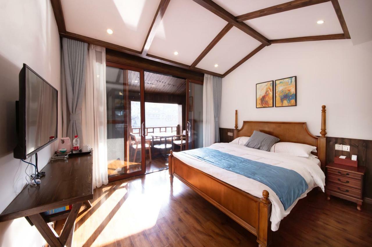 Fenghuang Slowly Time Inn Kültér fotó