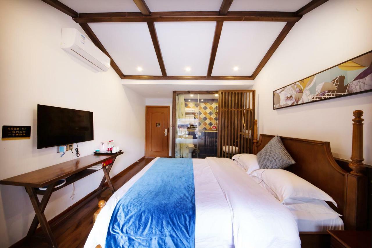 Fenghuang Slowly Time Inn Kültér fotó
